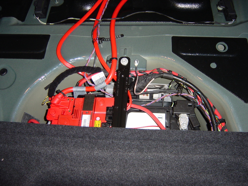2009-2012 BMW F10 5-Series 6-Series EKP Fuel Pump Control Module OEM 